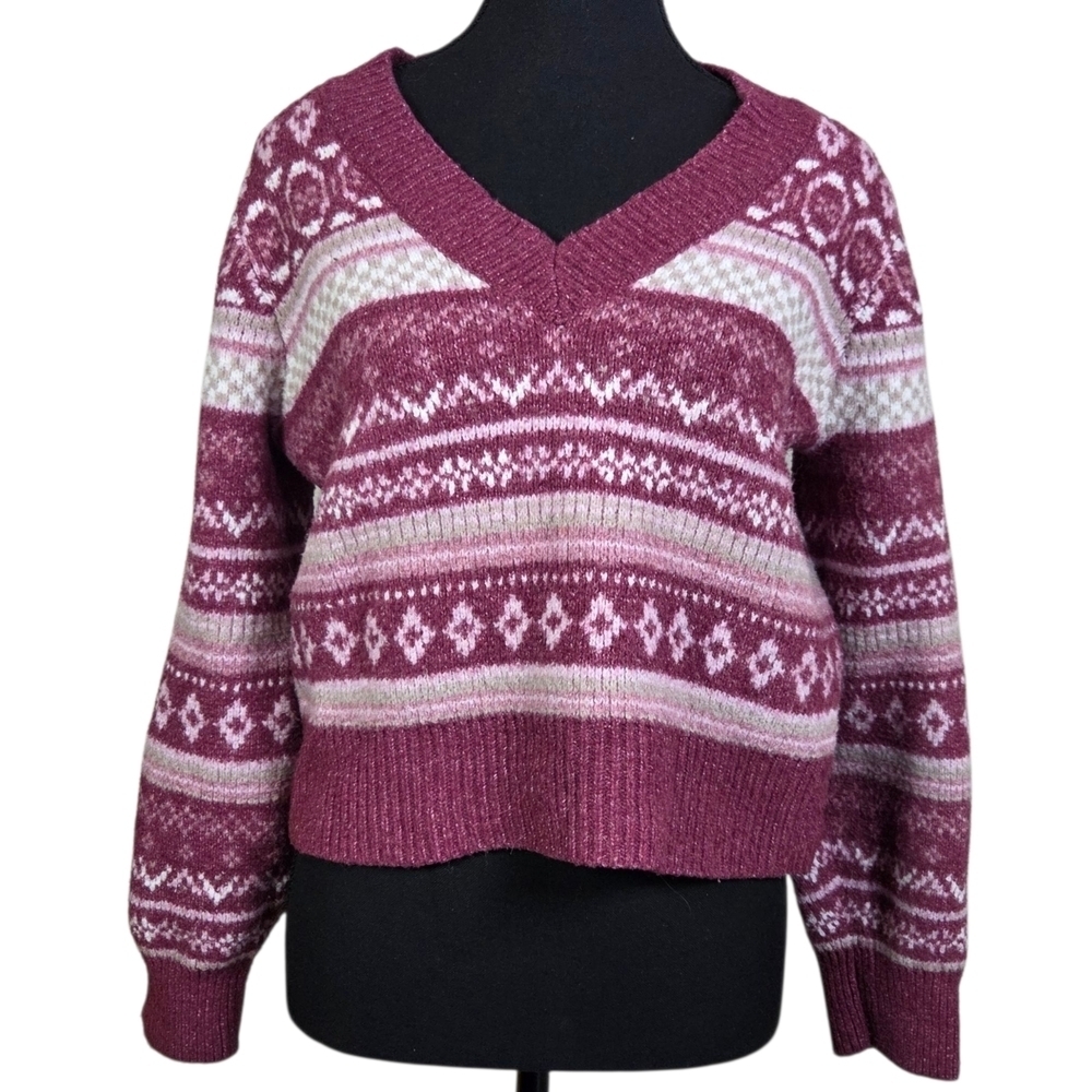 Wild Skyes Pink And White V-Neck Crop Sweater Size L